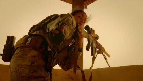 《卫国勇士》美军特战队女狙击手，击杀恐怖分子毫不留情，枪枪毙命