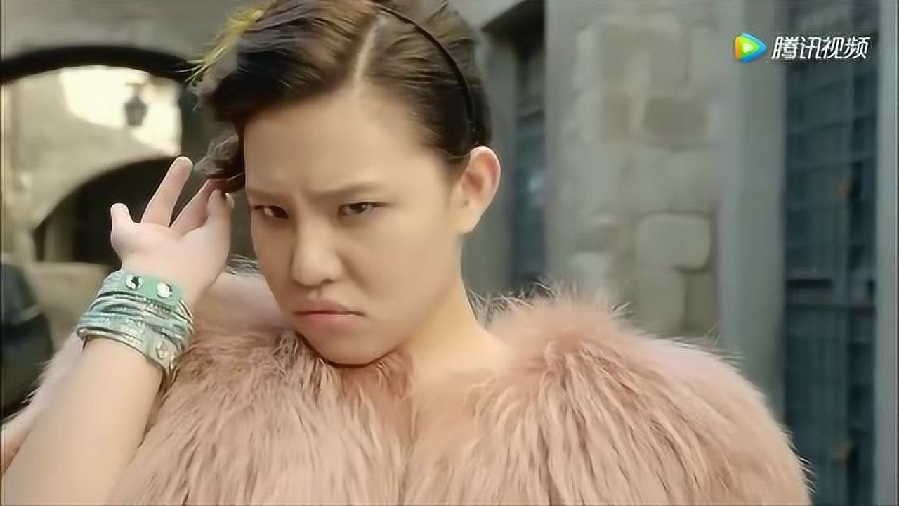 谢依霖演白富美遇到歹徒也不怕