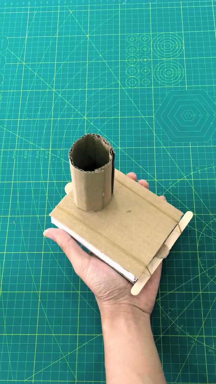 自制的瓶盖炮弹很好玩学起来