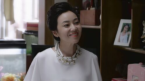 速看《一仆二主》第4集:唐红被民警抓走 , 杨树苗要回奢侈包