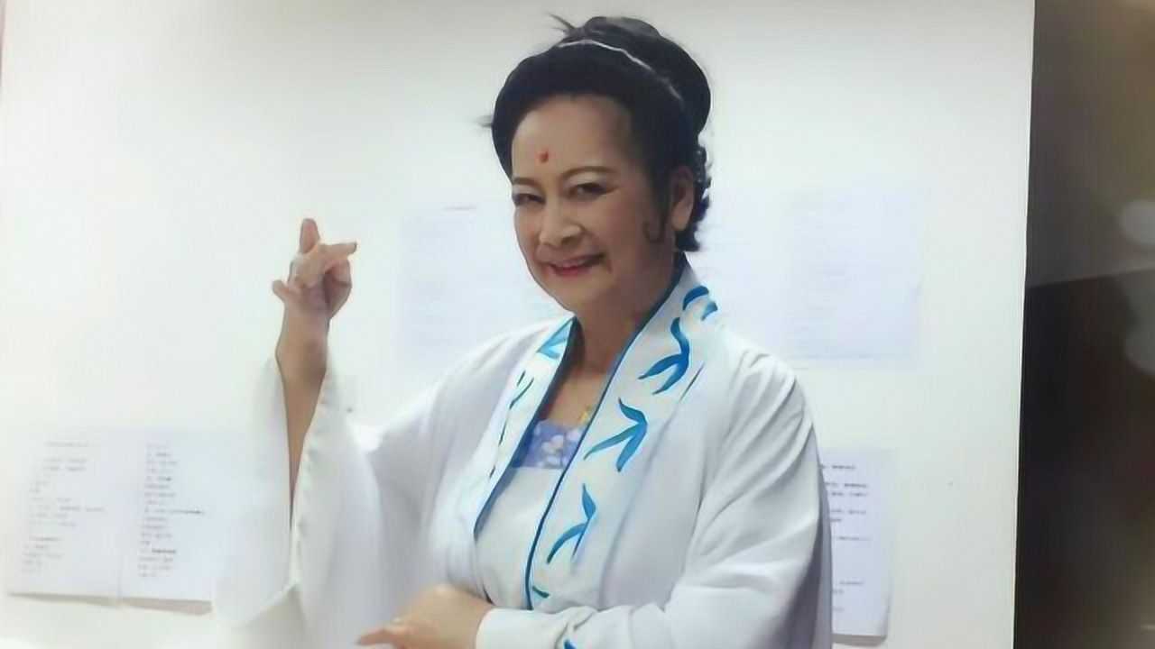 75岁观音菩萨左大玢近照曝光面容慈祥端庄典雅这才是最美女神