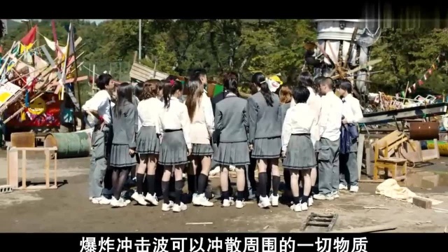 学生把老师打出原形,却不知老师还有必杀计