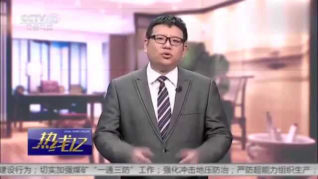 男子霸占母婴室玩手机,耽误哺乳期妈妈吸奶,网友:必须严惩!