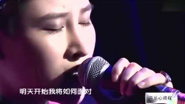 男神现场演唱《凌晨三点钟》很不错的歌,好听!