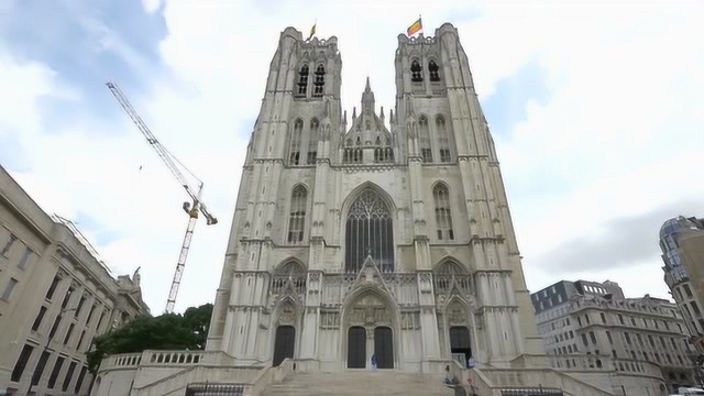 国外美女旅行者,参观了著名的帕特农神庙,风景超级美!