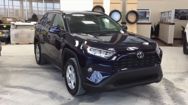 2019款丰田荣放 RAV4 造型威武霸气 ,果断放弃本田CRV