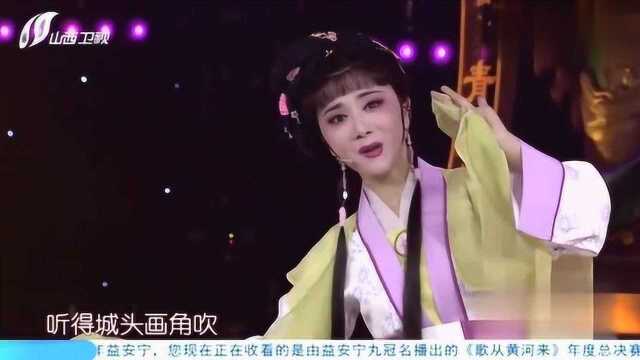 美女演唱杭剧《银瓶》片段,唱得真好,感受戏曲的魅力!