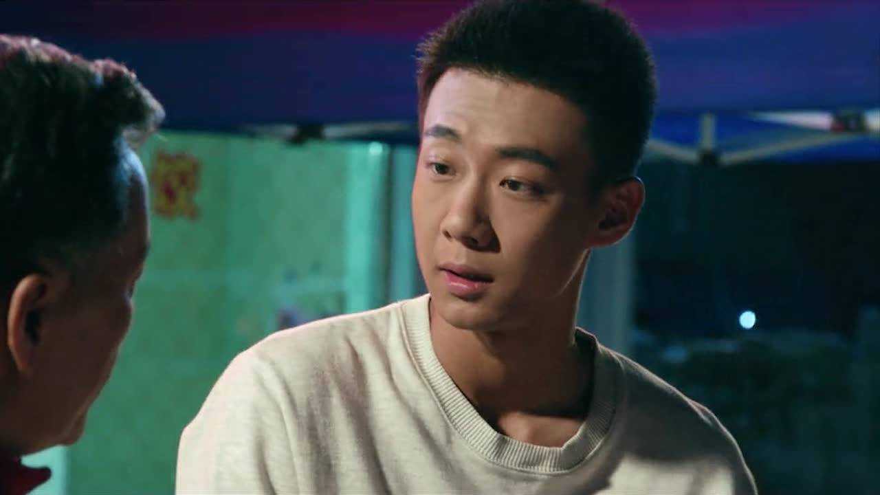 致我们单纯的小美好吴父找到吴柏松希望他们这次能和好