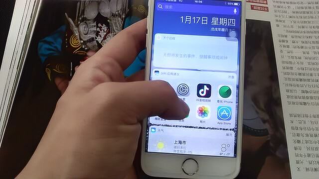 app图标上会出现红色的数字,让人感觉难受,iPhone可以删掉这些