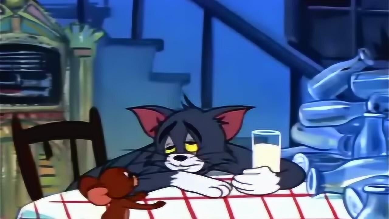 猫和老鼠:失恋后的汤姆日渐消瘦,没日没夜的喝酒