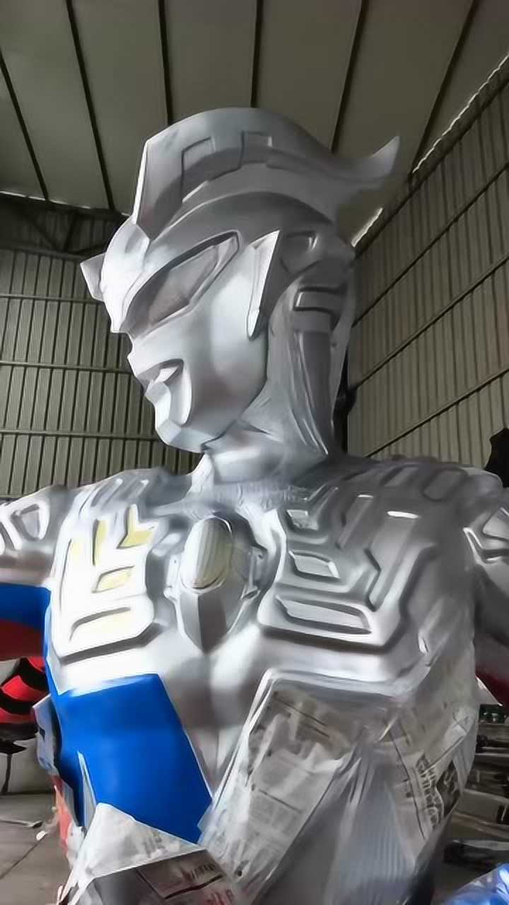 赛罗奥特曼雕塑作品制作