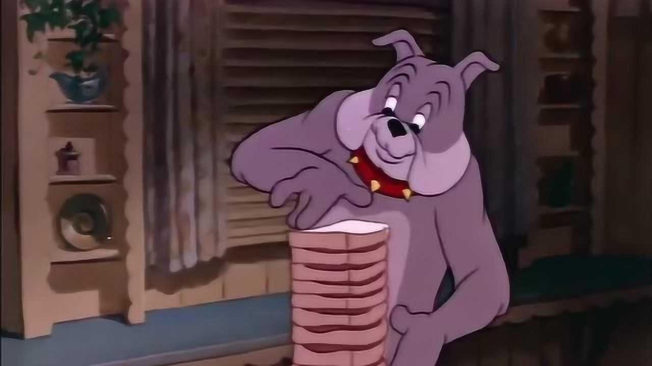 猫和老鼠大狗吃着美味的三明治