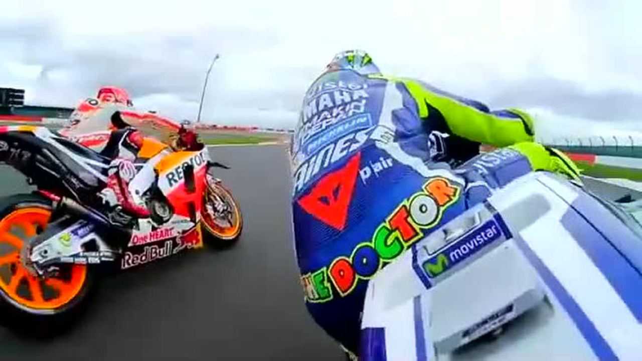 極限挑戰motogp中的有趣的對決羅西vs馬奎茲亦敵亦友的對抗