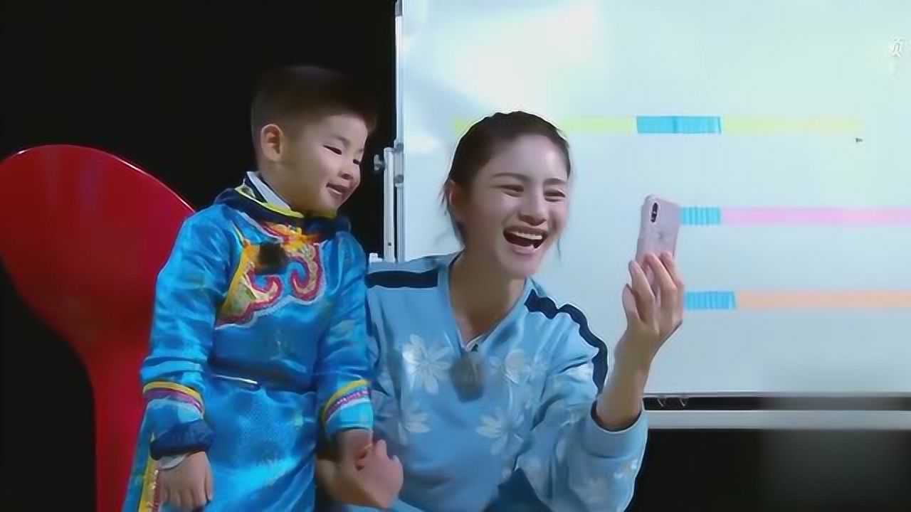 胡可视频安吉:你弟摔跤全输了,安吉爆笑神回复!让人捧腹大笑!