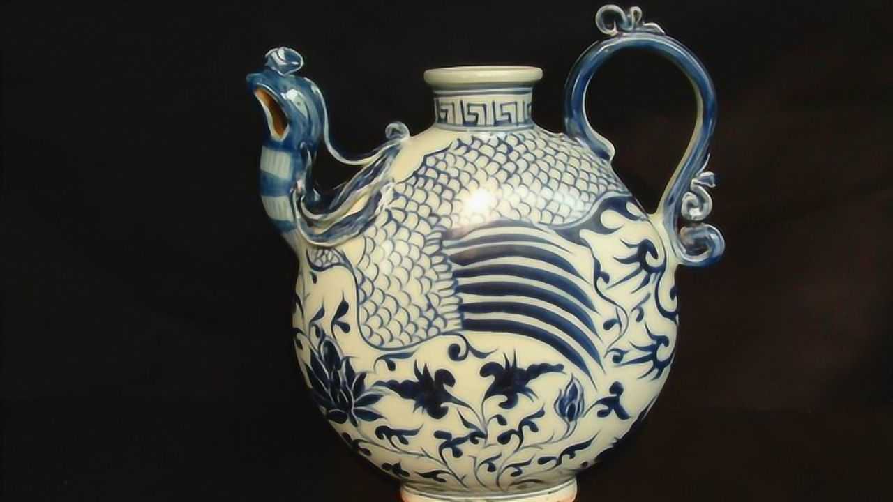 新疆出土元朝青花瓷专家若有所思与29年前文物是天生一对