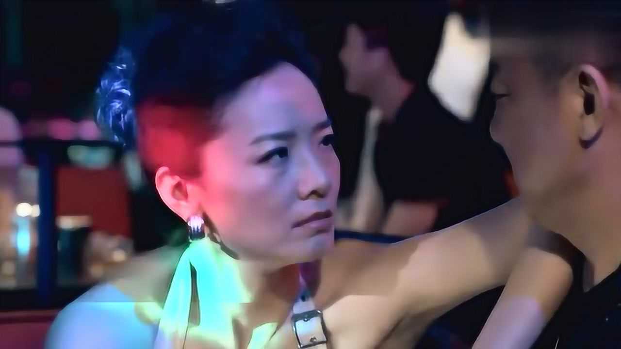 回家的路有多远:吴若曦酒吧再次遇见高大潮,上去就是一巴掌