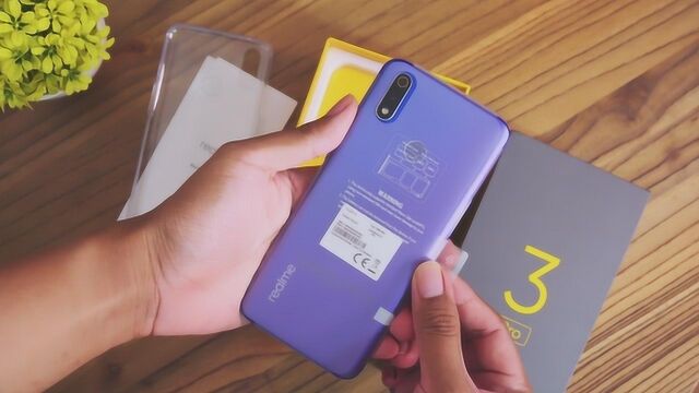 OPPO旗下的子品牌Realme 3 Rro开箱评测,现在的千元机也这么强了