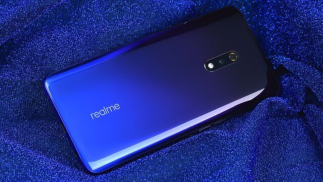 Realme X开箱体验:这是要取代R系列的节奏?