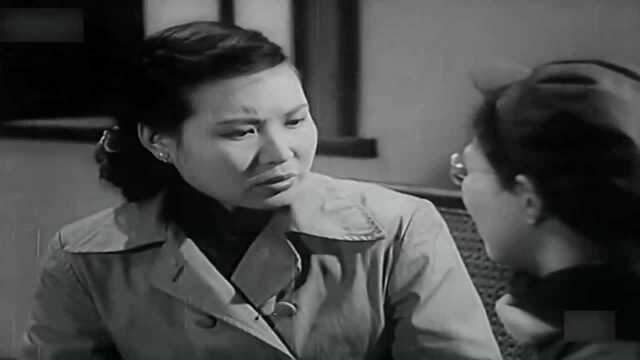 1951年上映黑白电影 上海夫妇小资生活剧情 现在拍不出这样的意境