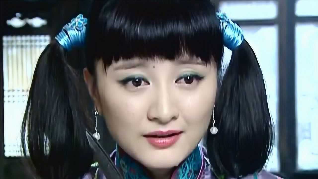大宅院的女人香菱爱上老爷老爷却不知道