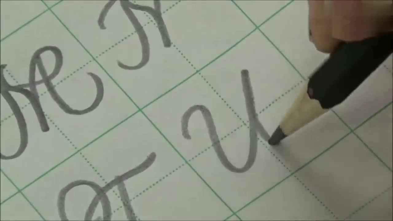 26个英文字母的花体字写法_腾讯视频