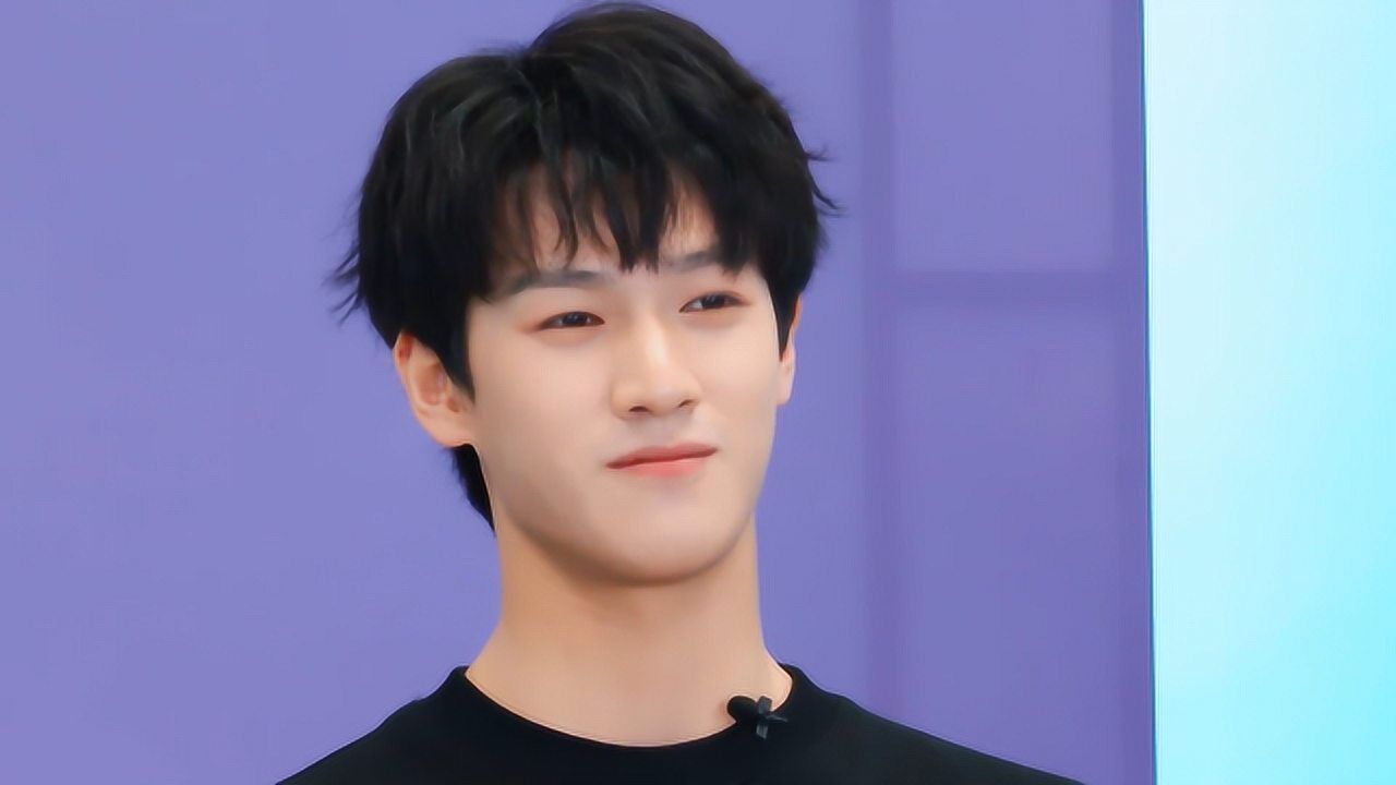 创造营2019:舞台上李昀锐笑容灿烂,小时候的王之蔑视了解下