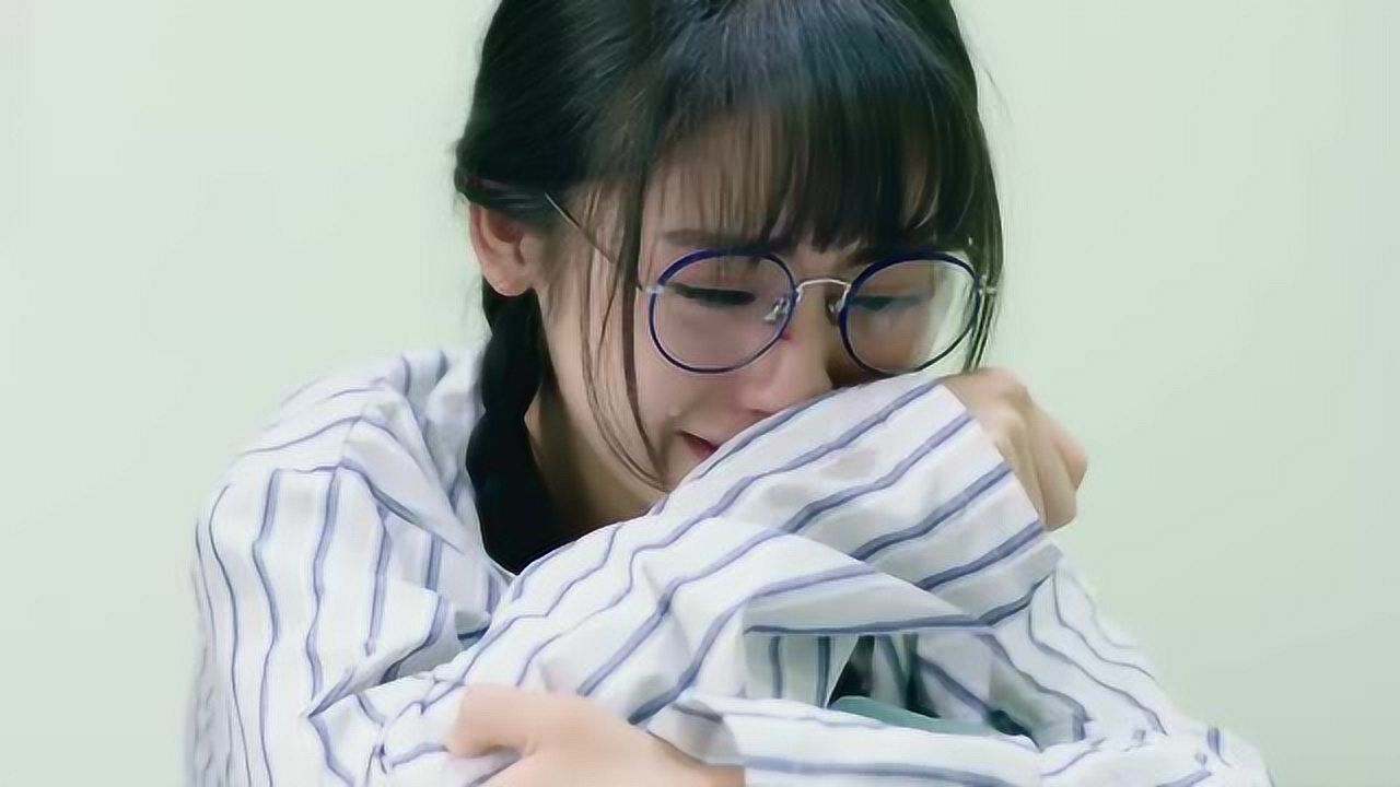 班长"殿下":顾梓晨为她牺牲高考,苏年年在医院,哭的真感人啊!