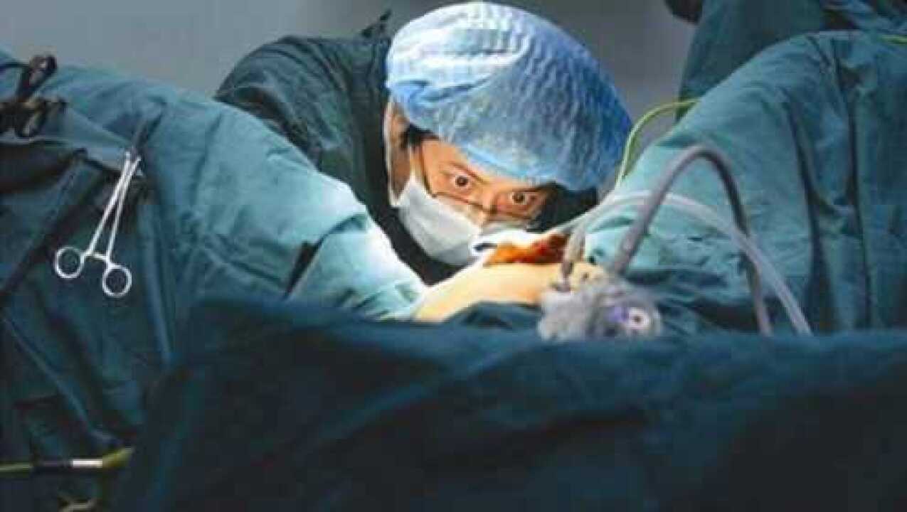 做妇科检查遇男医生有多尴尬，16岁姑娘道出“一阳指”真实体验_高清