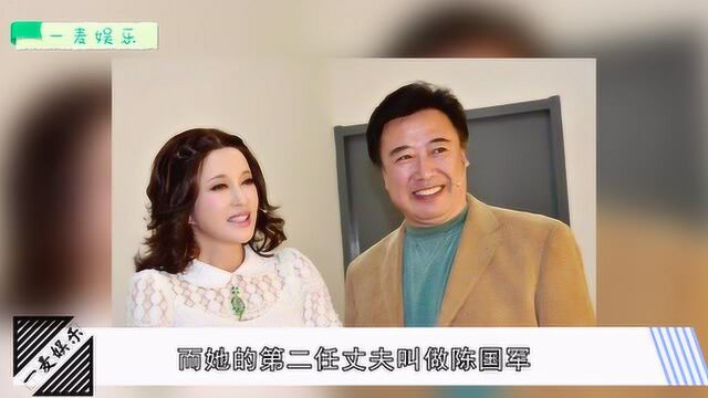 一生嫁了5任丈夫,现嫁给追她30年的富豪,网友:男人收割机