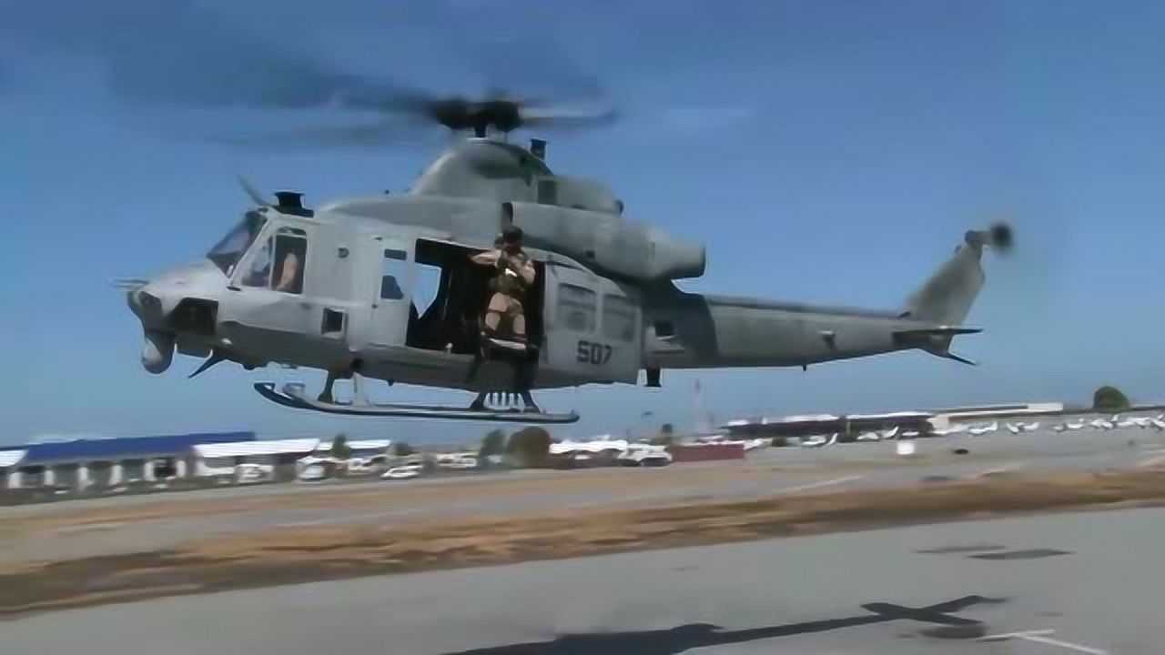 越战老兵uh-1y超级休伊直升机