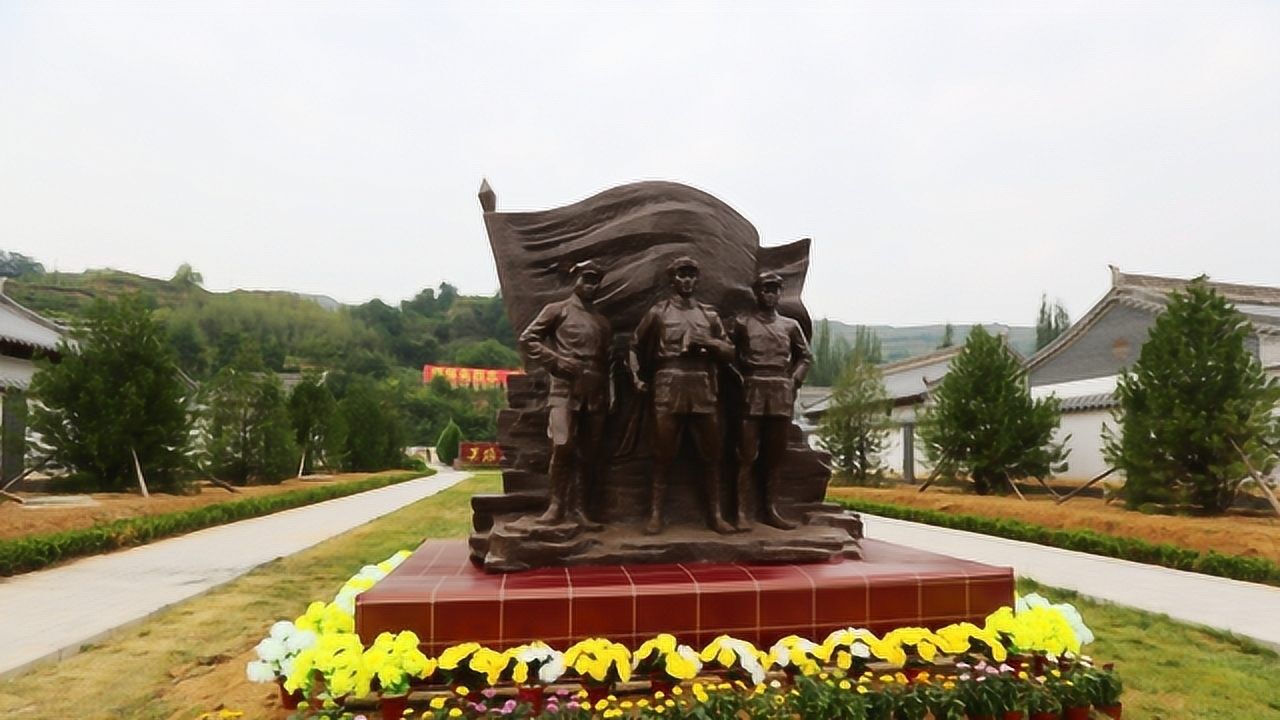 再走红二十五军长征路 吴焕先 奋勇当先军魂不朽