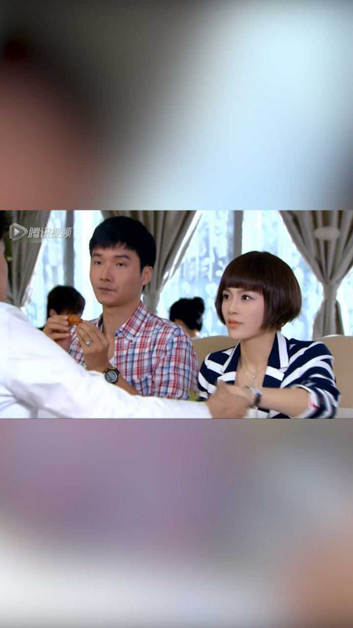因为爱情有多美叶南迪林多美两人秀恩爱旁边的哥哥看着