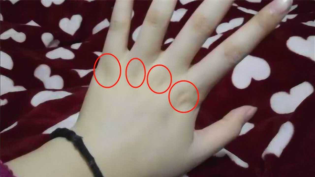 女子手上有"富贵窝",旺夫旺财的富婆命,你手上拥有几个?