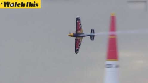 红牛飞行特技世锦赛日本举行 空中F1让你在速度和技术中窒息！