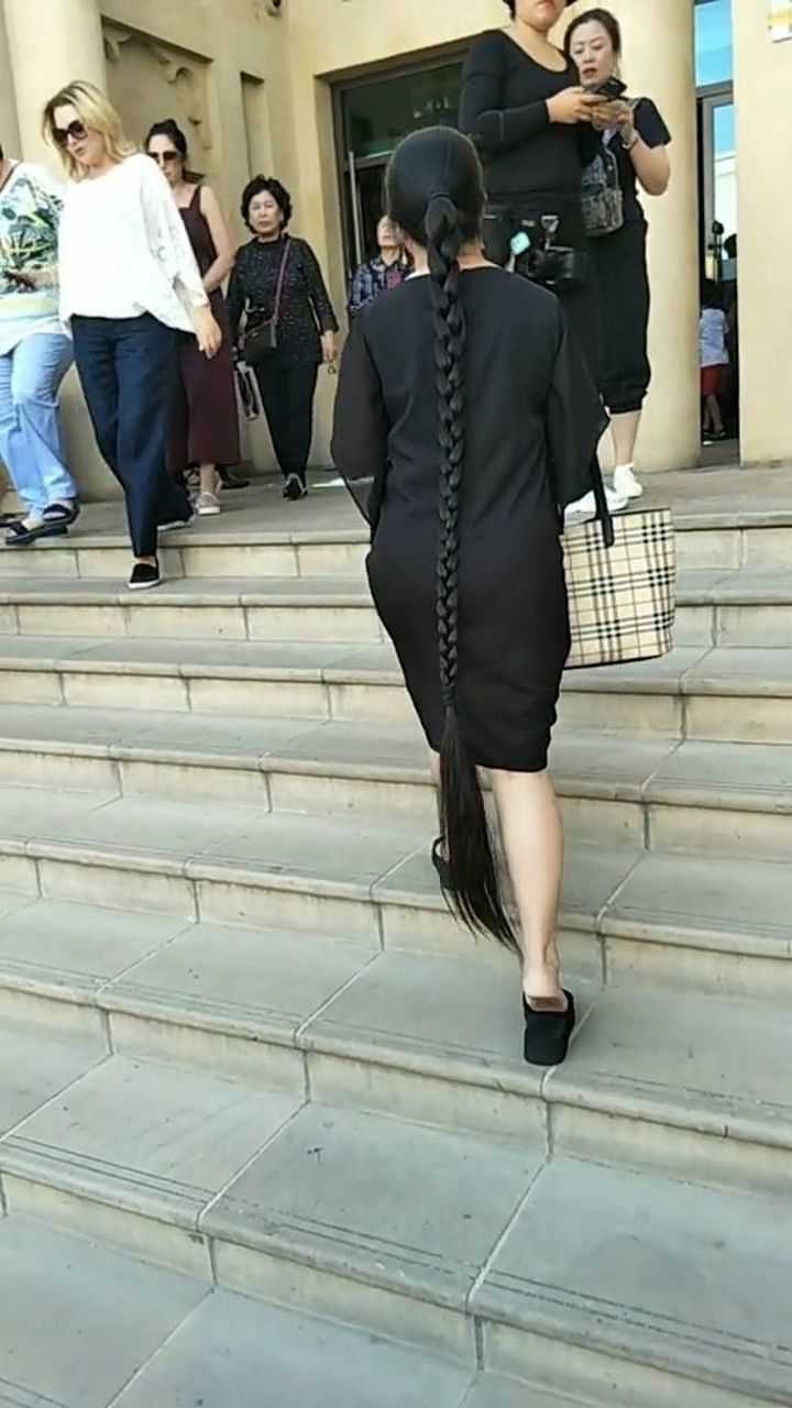 中国最长最漂亮的头发仙气飘飘