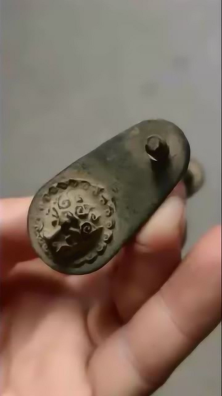 古代用的锁具,钥匙原来是诗文组成的,今天算是长见识了!_腾讯视频