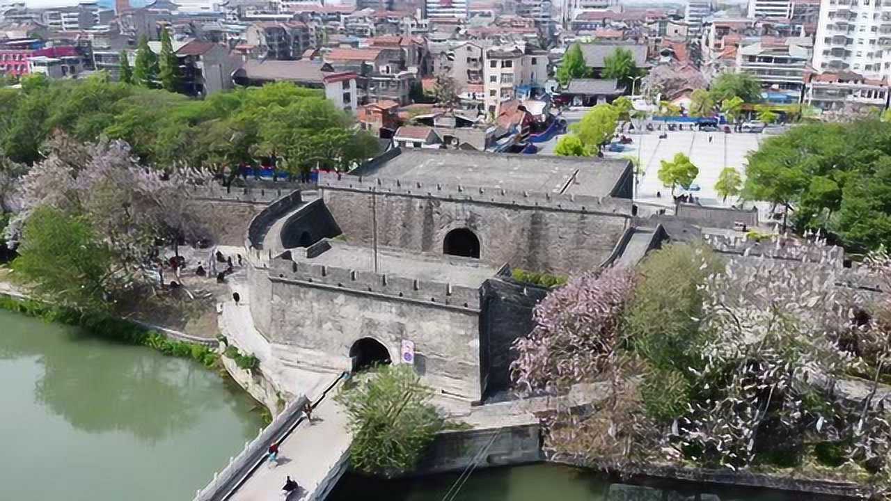 大荆州古城老南门外如今焕然一新