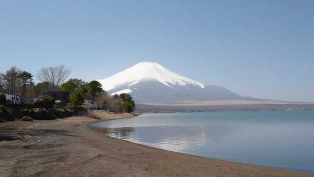 日本“最美山峰”富士山 近看居然像座废弃矿山?丨十三游