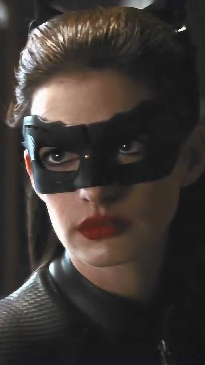 完全诠释了猫女的魅力