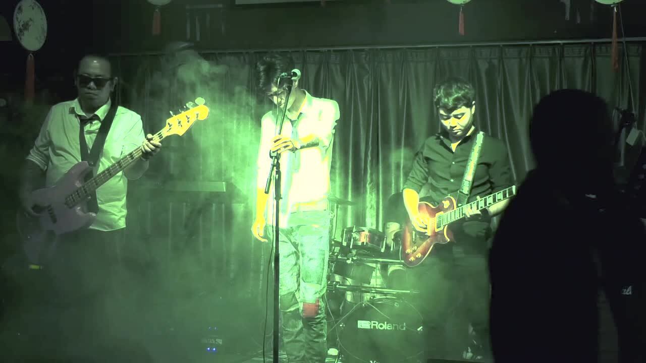 矛盾乐队《四块五的妞》