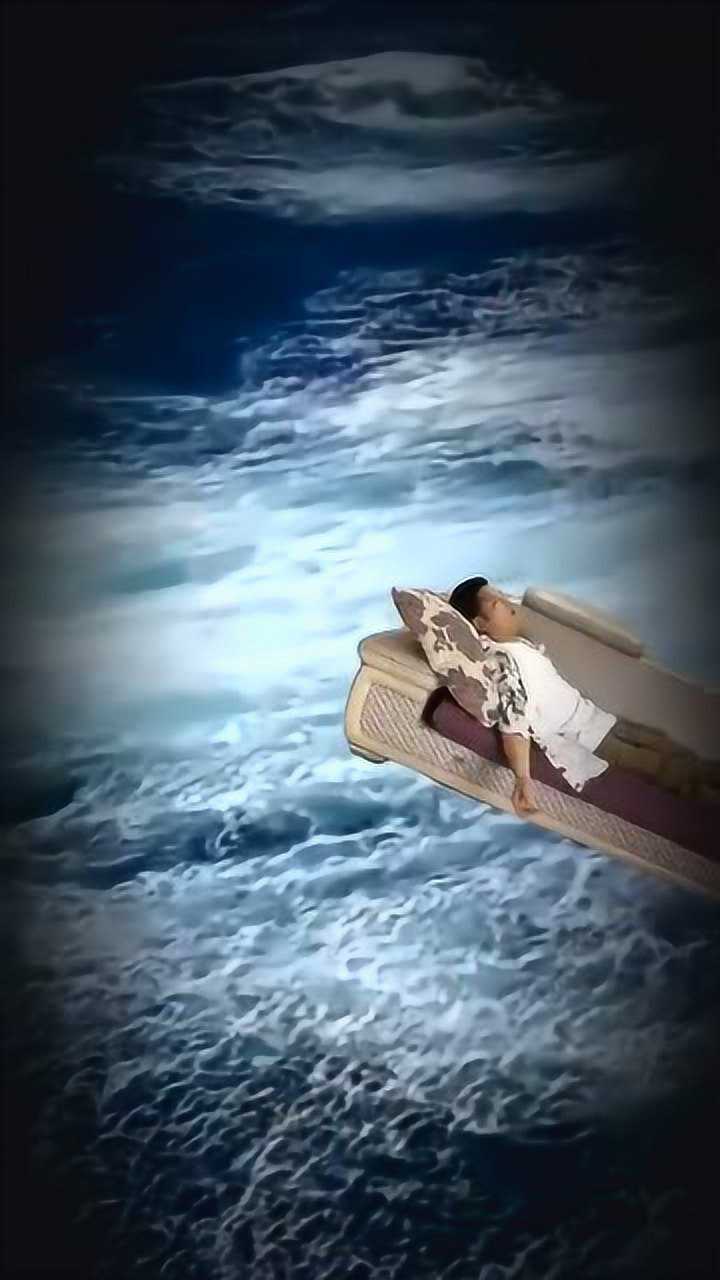 在每个喝完酒的清晨那种悔恨那种自责