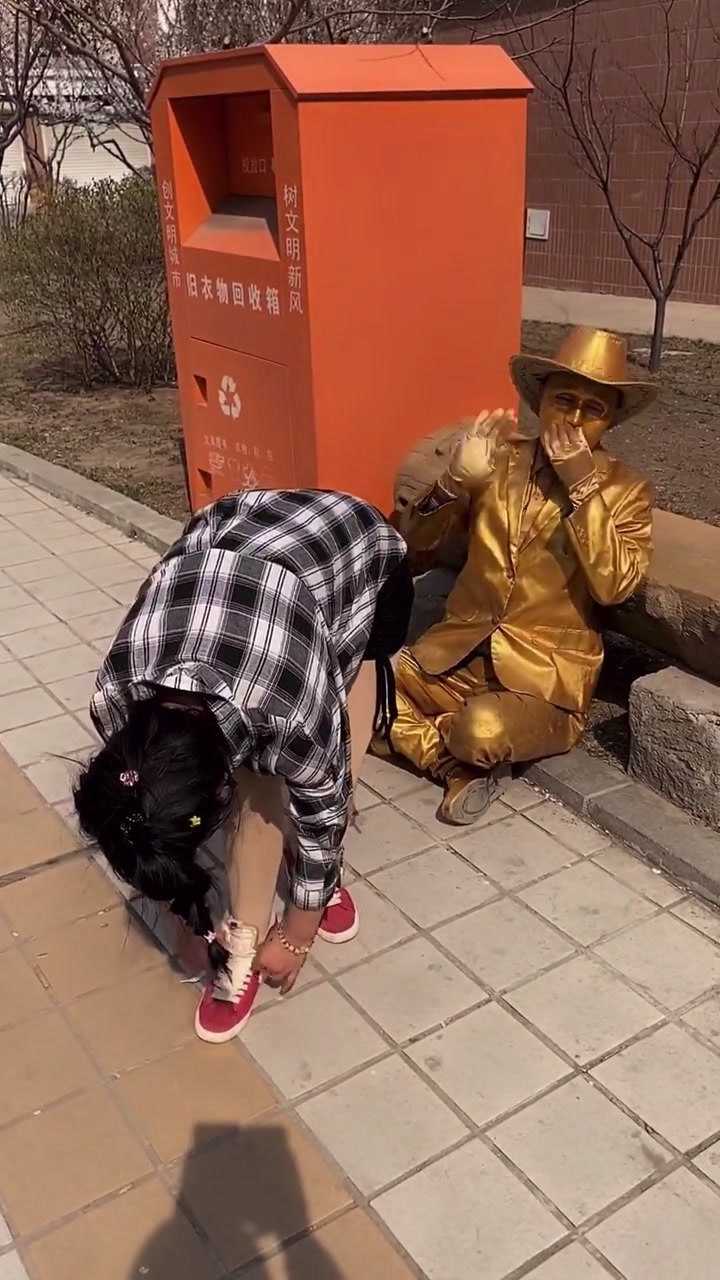 我去,女生放的屁怎么这么臭