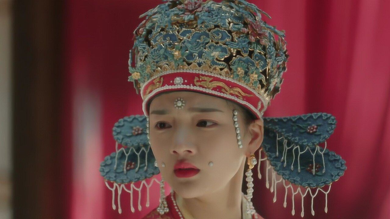 徽柔大婚曹皇后和苗娘子送嫁,徽柔舍不得娘亲泪流满面,追出去的场景太