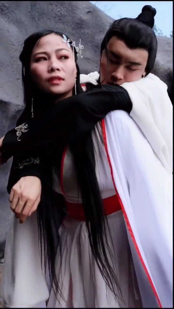 第45集:君拂弹起华胥调,让沈岸看到战场上救她的宋凝_腾讯视频