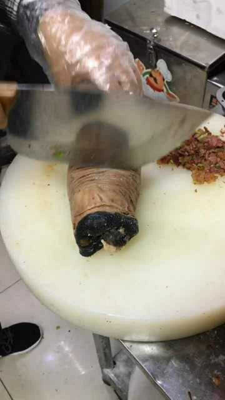 这么肥的驴碗口平时很少见吃到它简直是太幸福了