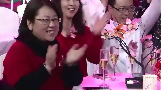 绕口令比赛:男子讲一段小故事充数被直接轰下台!