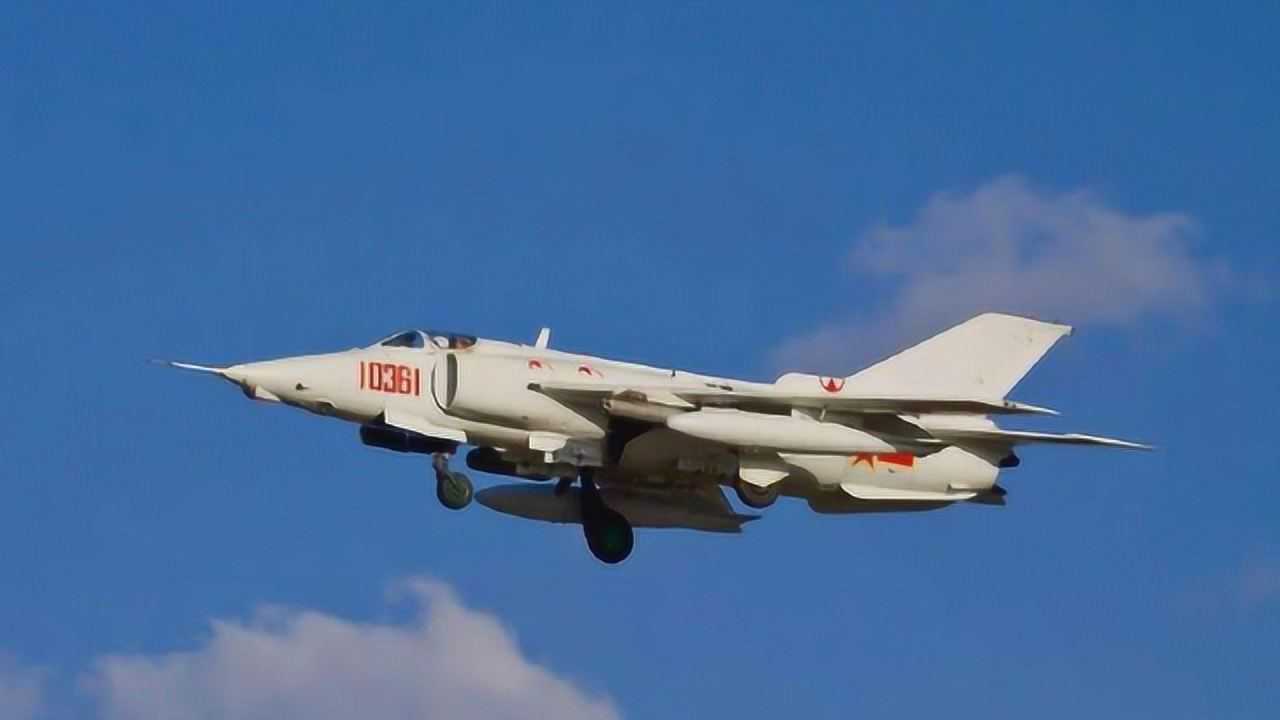 我国强5甲强击机能低空特殊方式投射300万吨氢弹,还能安全返回_腾讯视频