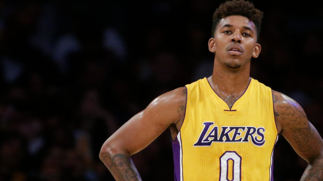 抢断队友尼克杨抢球准绝杀你们磨磨唧唧不如给我