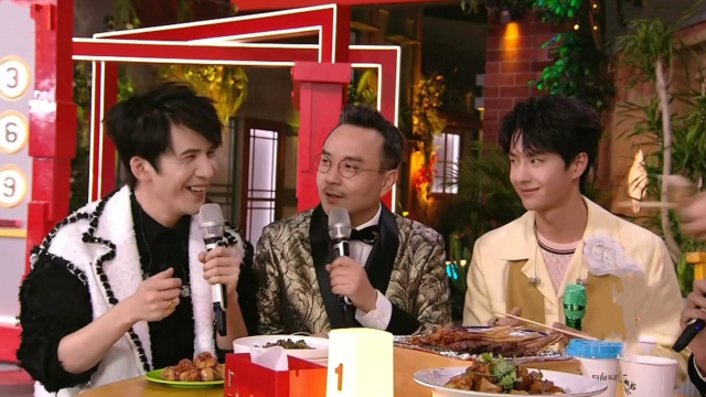 大张伟王一博舞台太催泪汪涵台下直接被唱哭天天兄弟引回忆杀