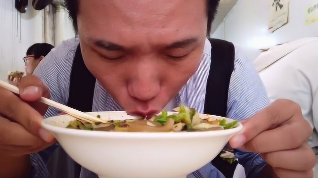 实拍安阳传统特色小吃:扁粉菜,味道不错,才5元一碗,你吃过吗